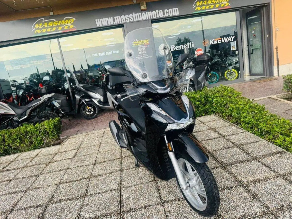 Honda SH 350 (2021 - 24) (8)