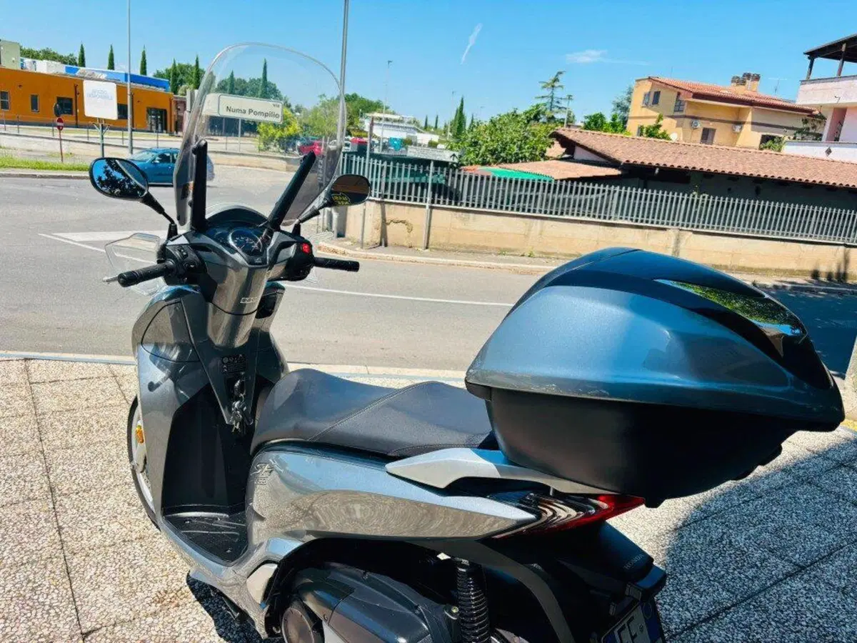 Honda SH 300 i ABS (2013 - 14) (7)