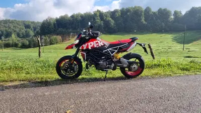 Ducati Hypermotard 950 RVE (2020) usata