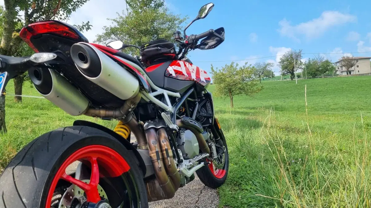 Ducati Hypermotard 950 RVE (2020) (3)