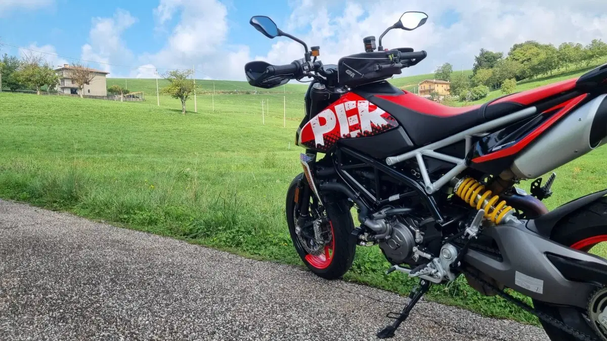 Ducati Hypermotard 950 RVE (2020) (4)