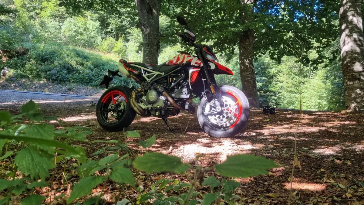 Ducati Hypermotard 950 RVE (2020) (5)