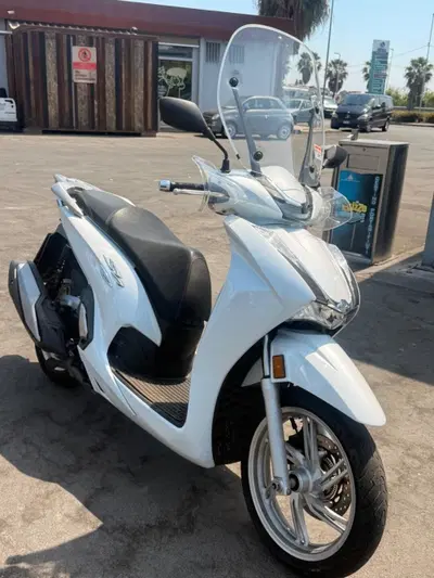 Honda SH 350 (2021 - 24) usata