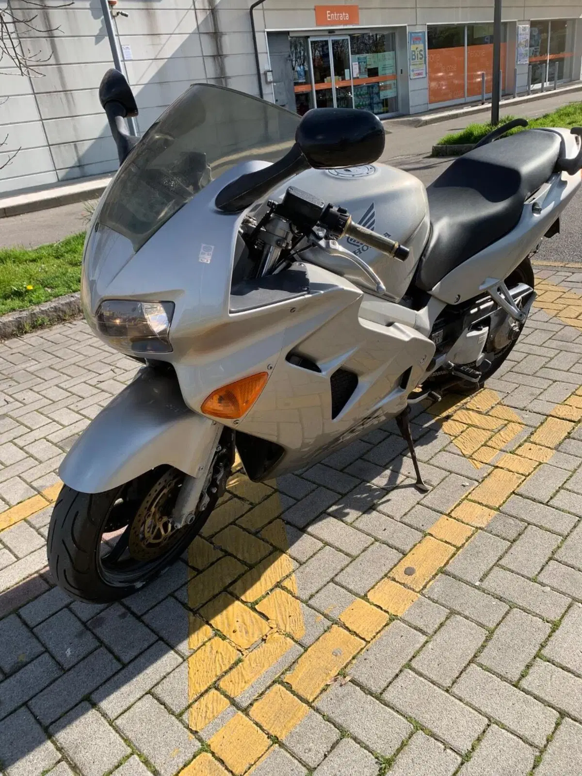 Honda VFR 800 (1998 - 01)