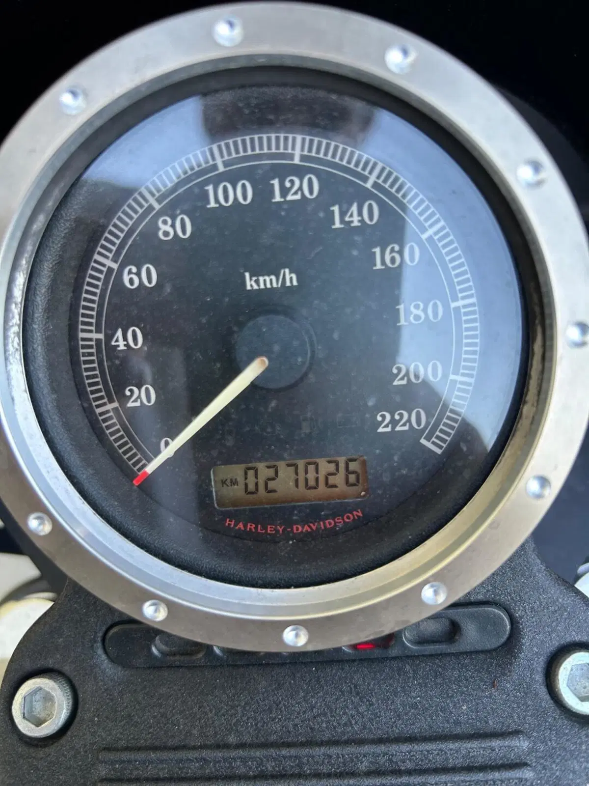 Harley-Davidson 883 Iron (2012 - 14) - XL 883N (4)