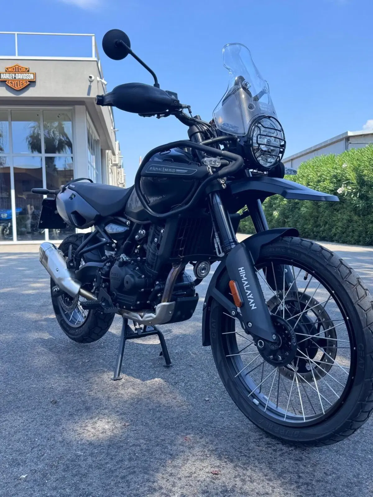 Royal Enfield Himalayan 450 Mana Black (2026) (10)