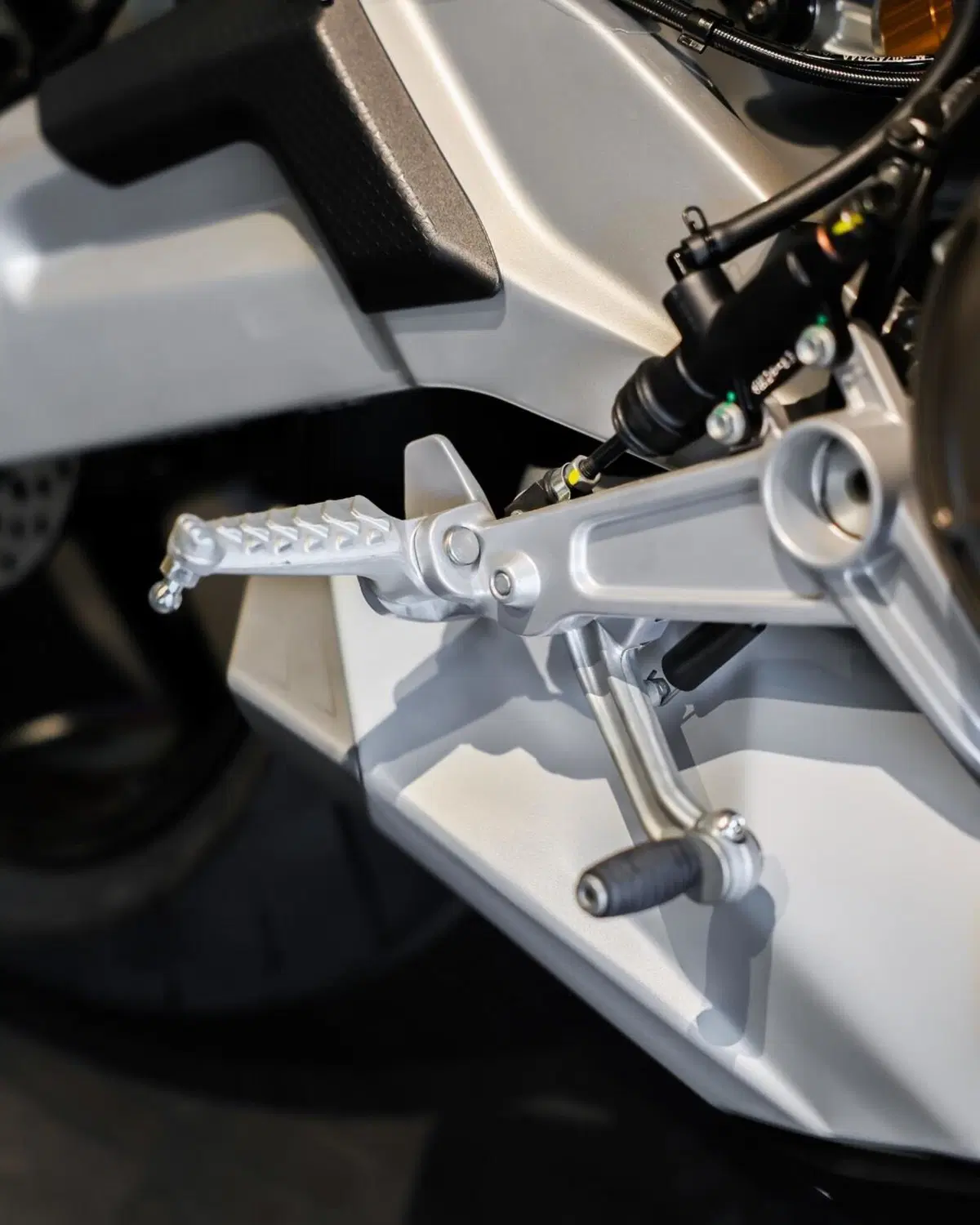 Aprilia RS 660 Factory (2025 - 26) (12)