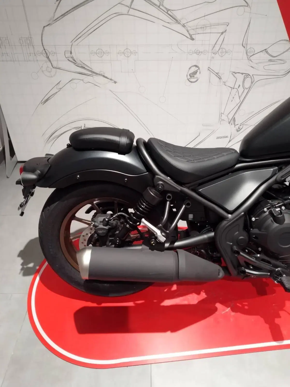 Honda CMX 500 Rebel + Special Edition (2025 - 26) (3)
