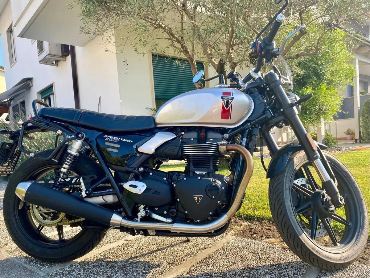 Triumph Speed Twin 900 (2025 - 26) (2)