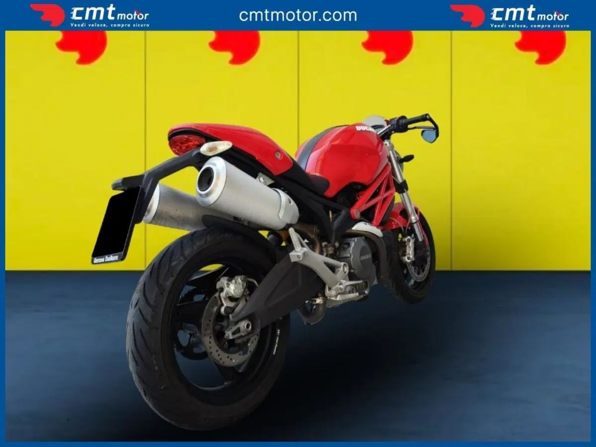 Ducati Monster 696 Plus (2007 - 14) (4)