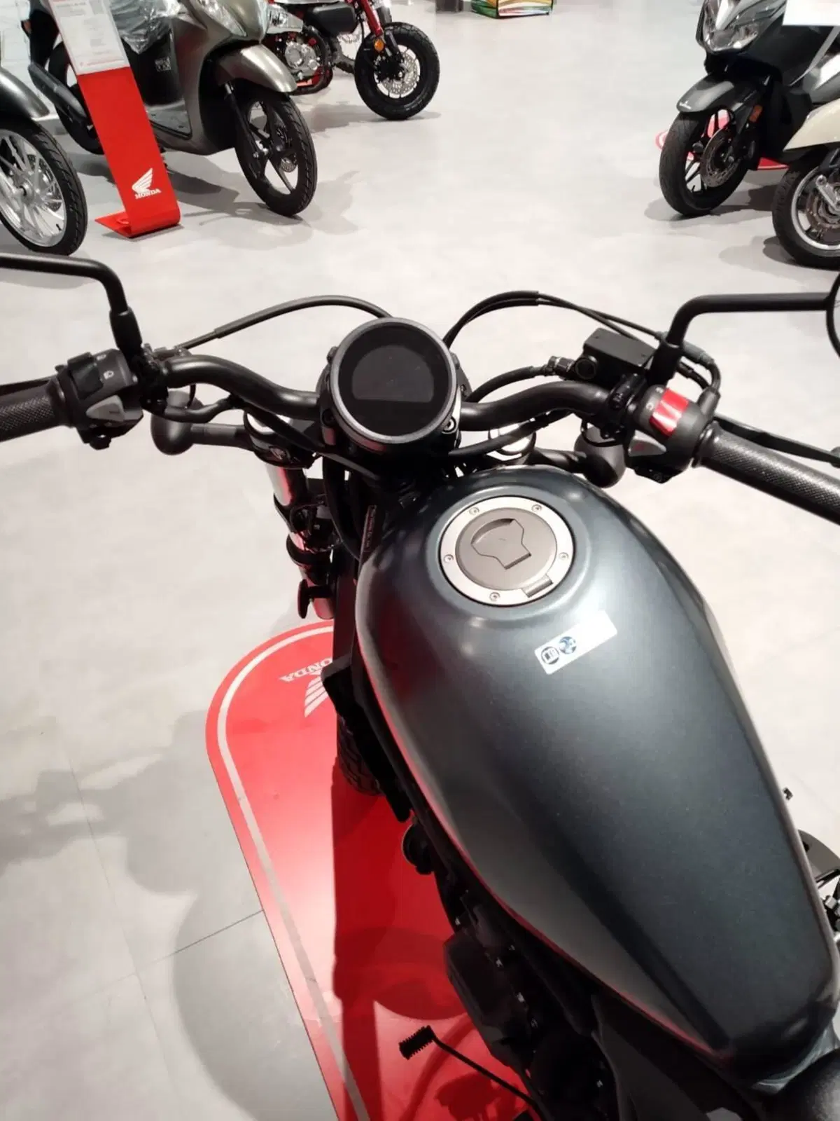 Honda CMX 500 Rebel (2025 - 26) (6)