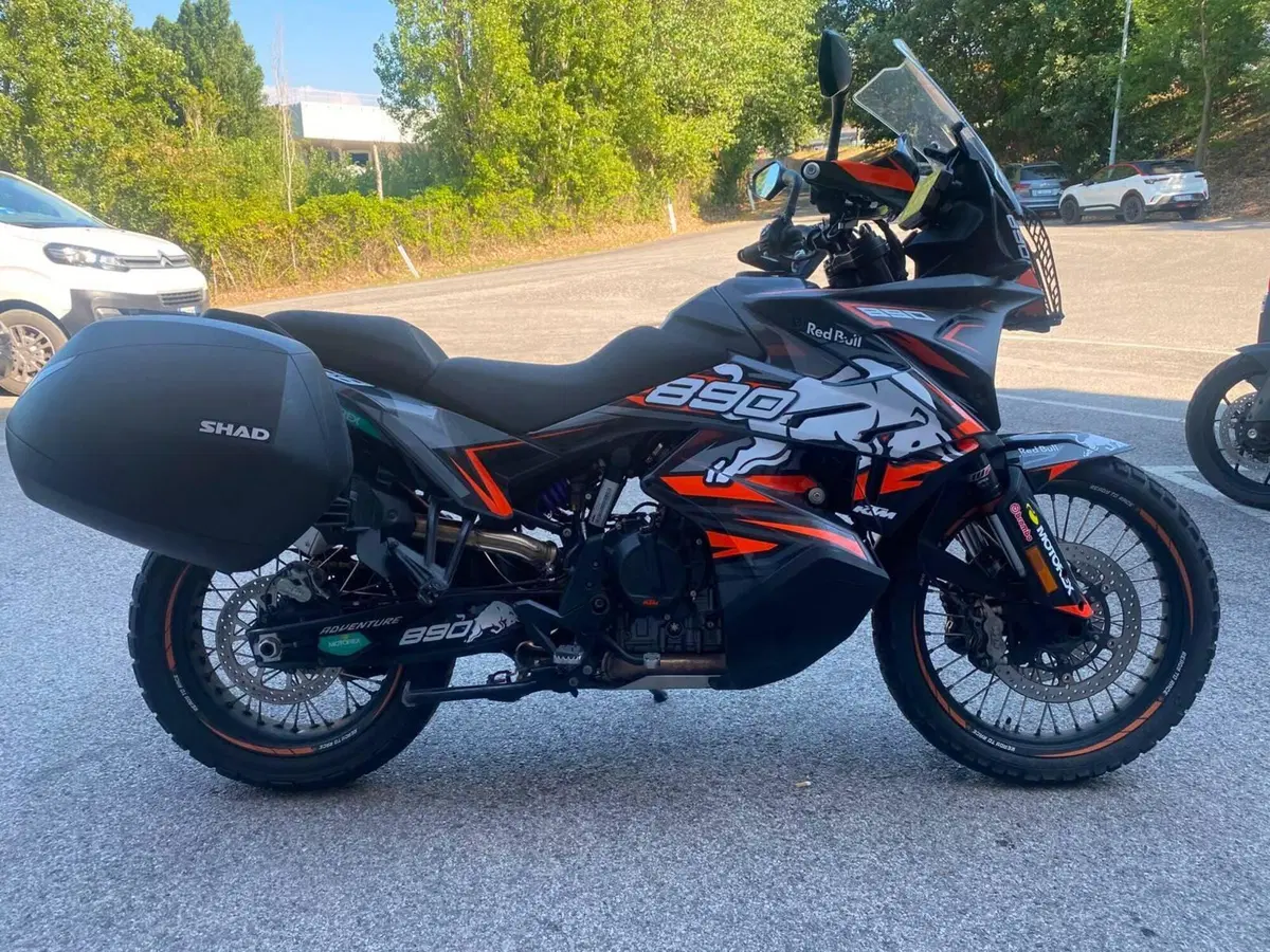 KTM 890 Adventure (2021) (2)