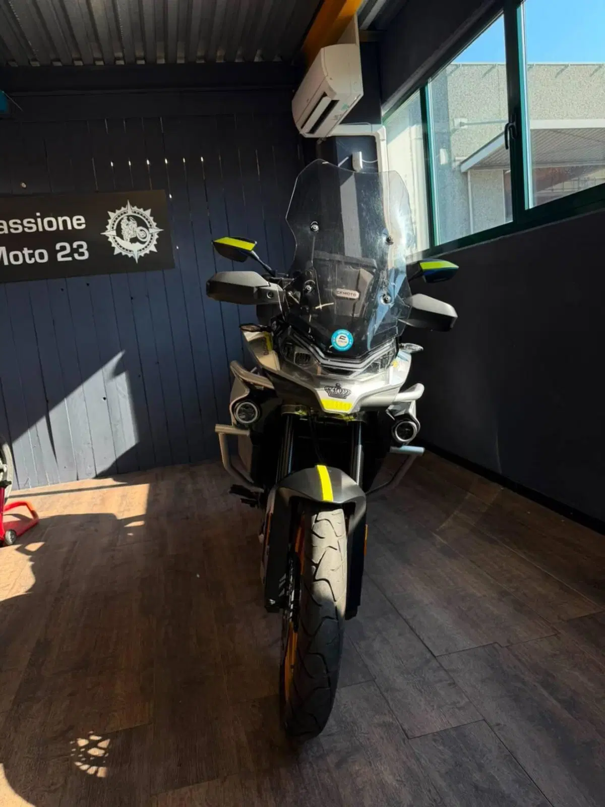 CFMOTO 800MT Touring (2022 - 26) (3)