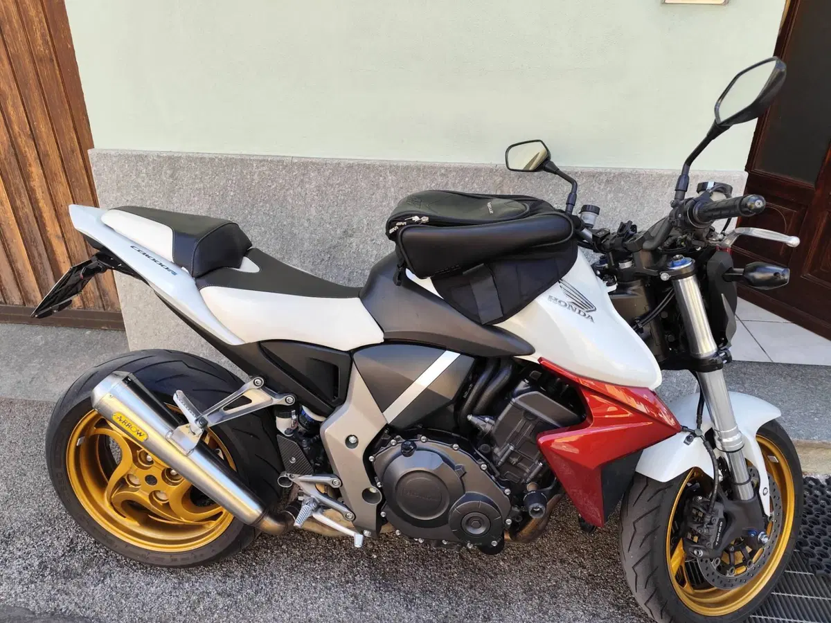 Honda CB 1000 R (2008 - 10) (5)