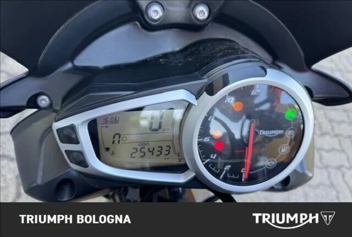 Triumph Street Triple R ABS (2013 - 17) (9)