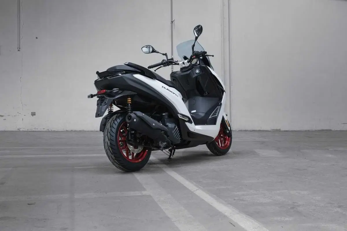 Peugeot Pulsion EVO R: lo scooter da 100 esemplari che gioca la carta dell'esclusività (3)