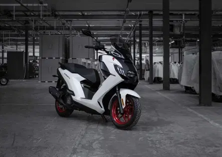 Peugeot Pulsion EVO R: lo scooter da 100 esemplari che gioca la carta dell'esclusività
