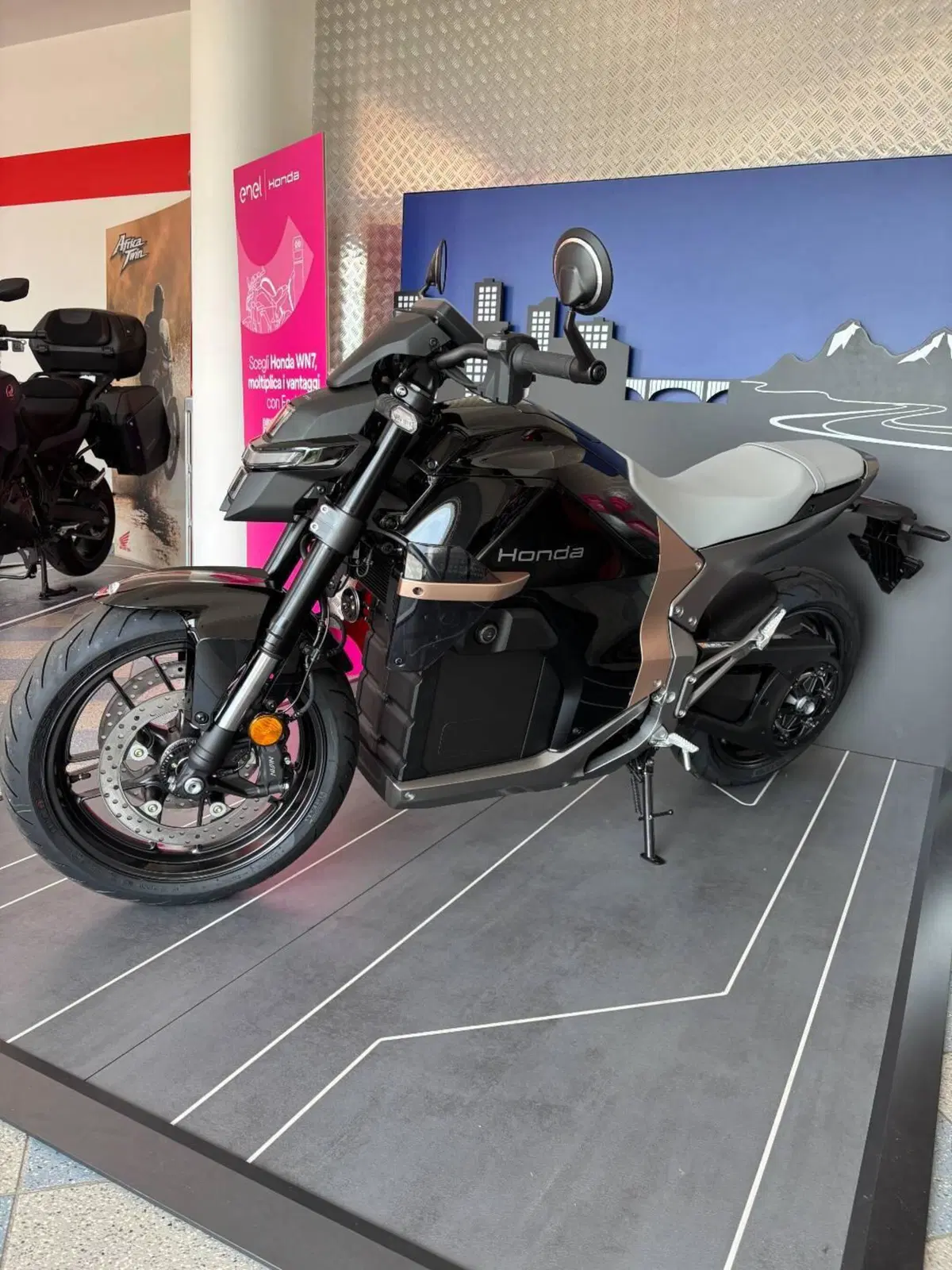 Honda WN7 (2026) (3)