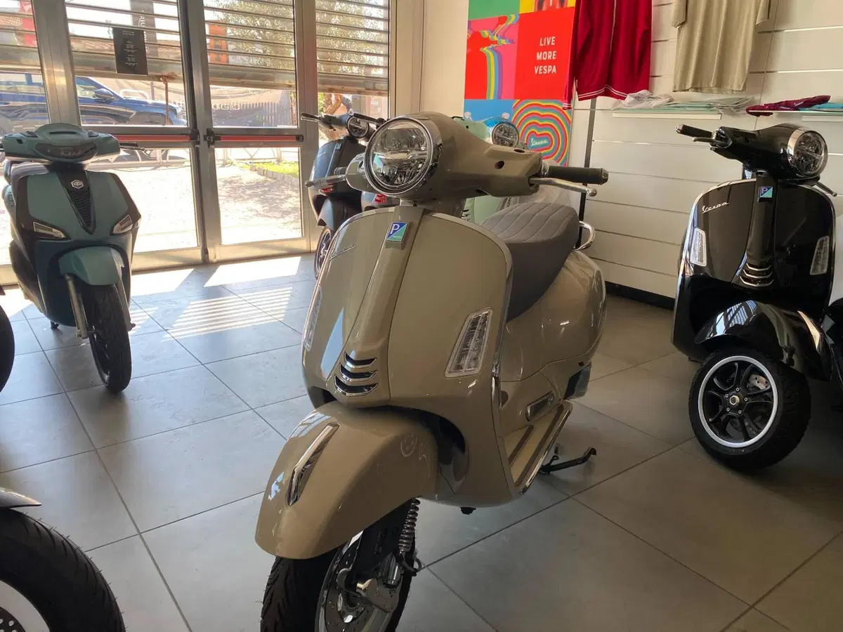 Vespa GTS 310 (2025 - 26) (3)