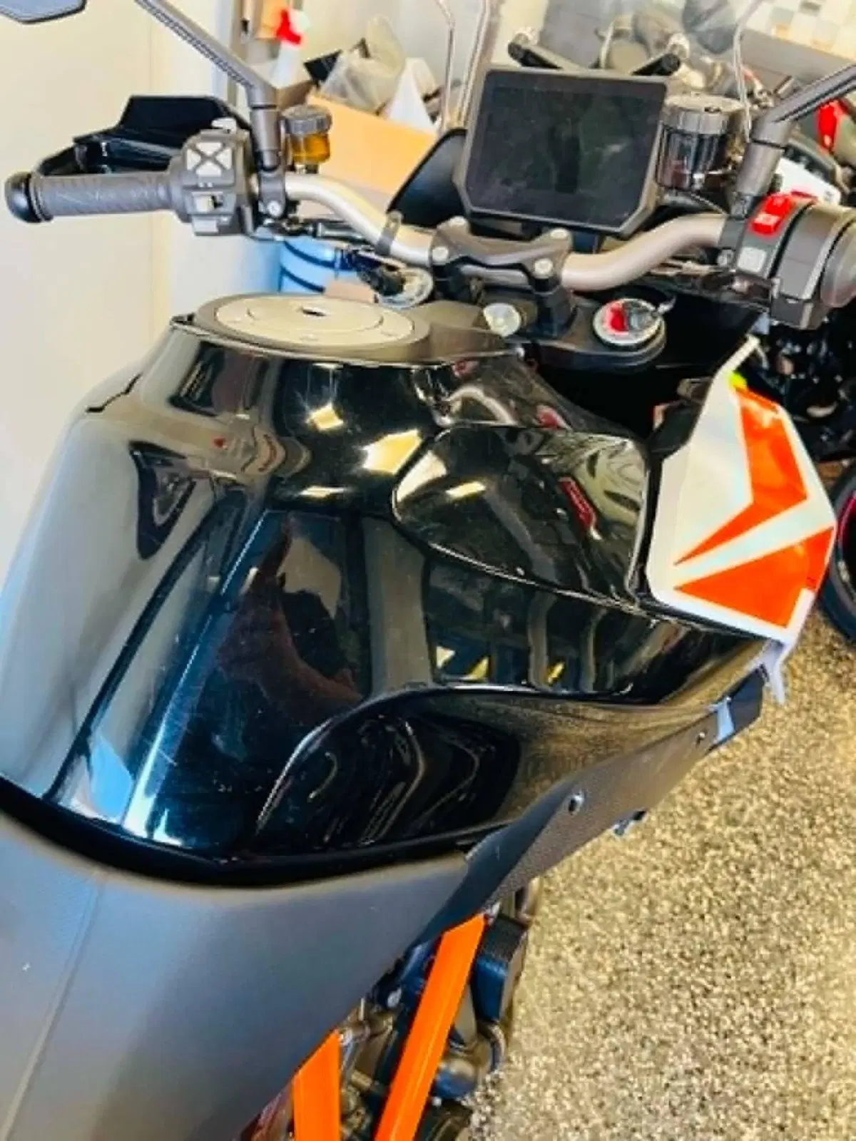 KTM 1290 Super Duke GT (2019 - 20) (2)