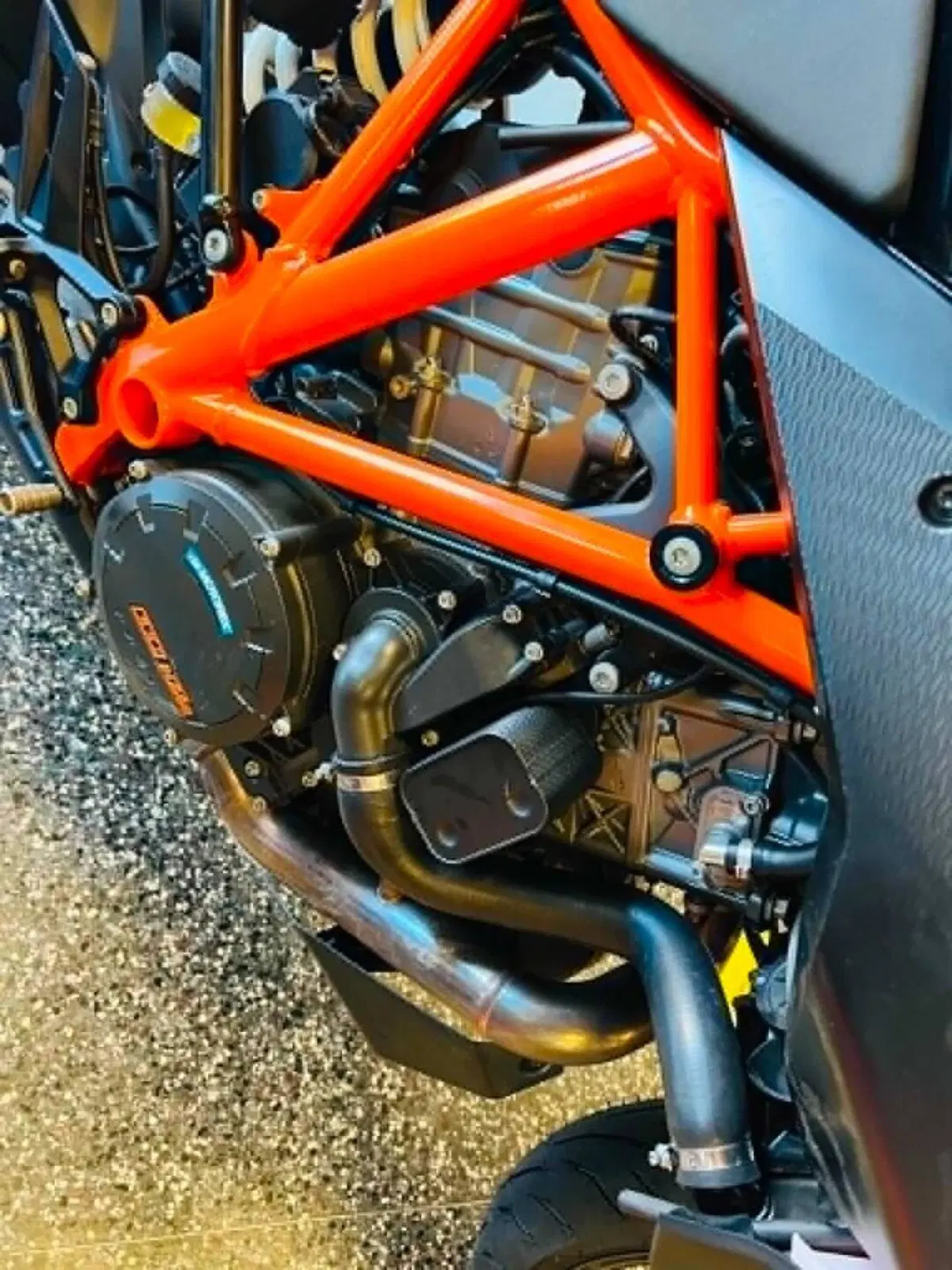 KTM 1290 Super Duke GT (2019 - 20) (4)
