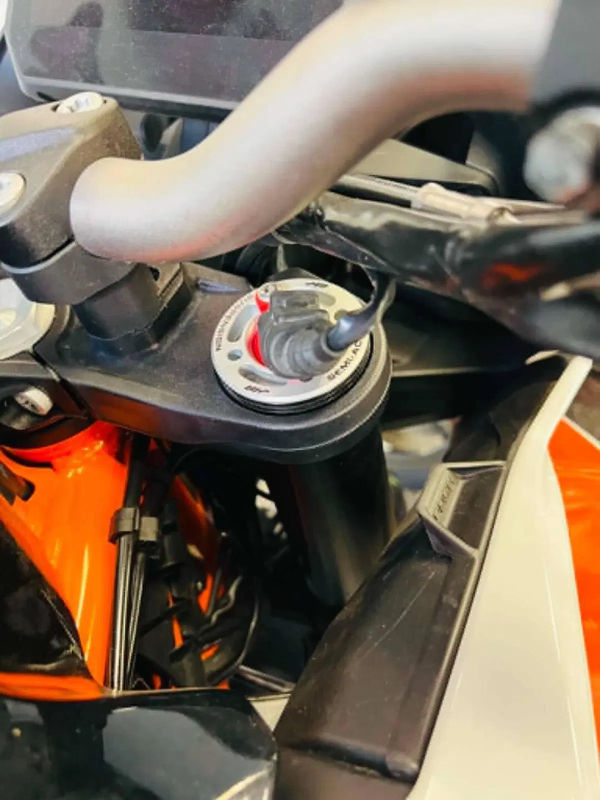 KTM 1290 Super Duke GT (2019 - 20) (6)
