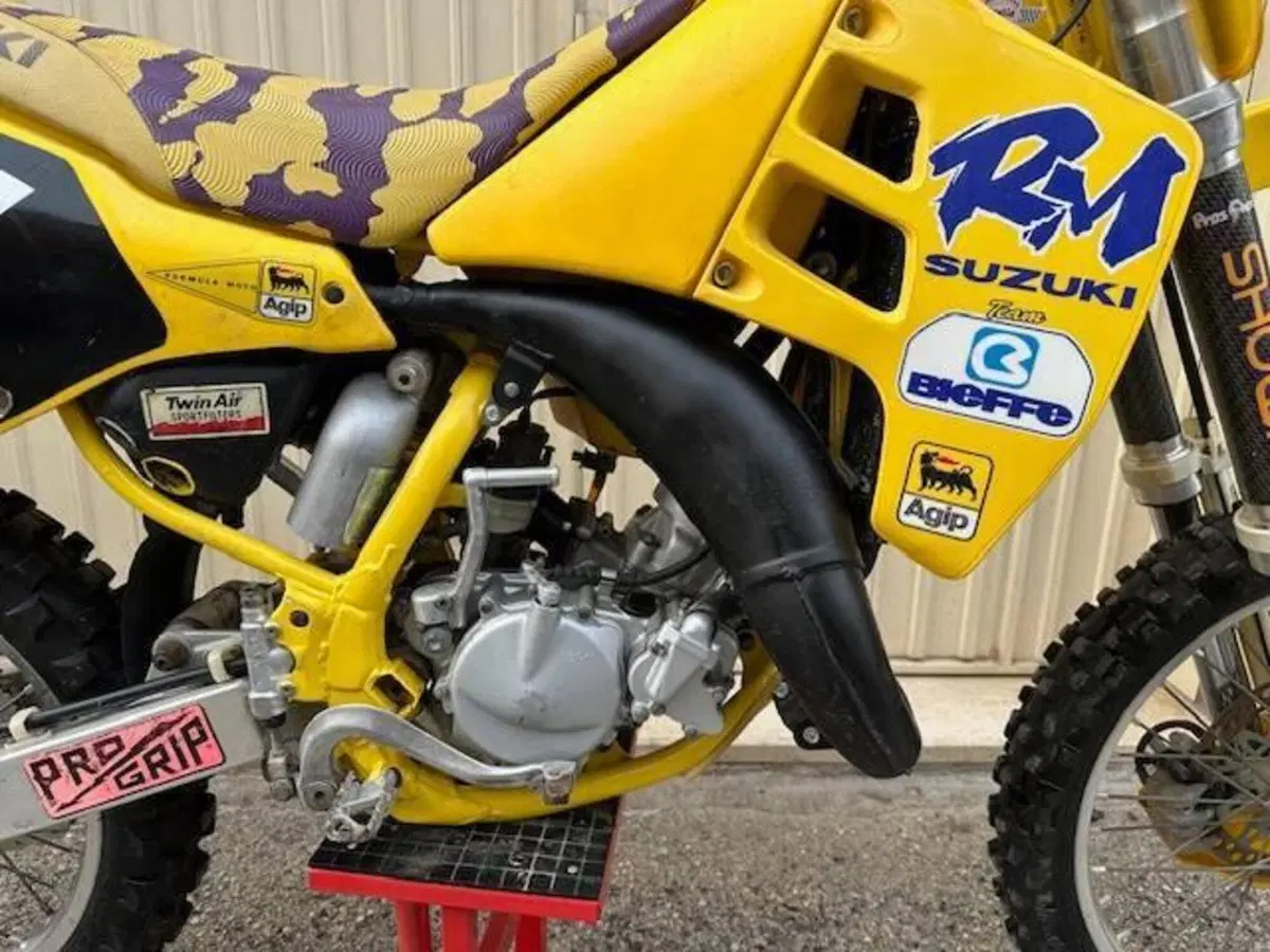 Suzuki RM 125 (3)