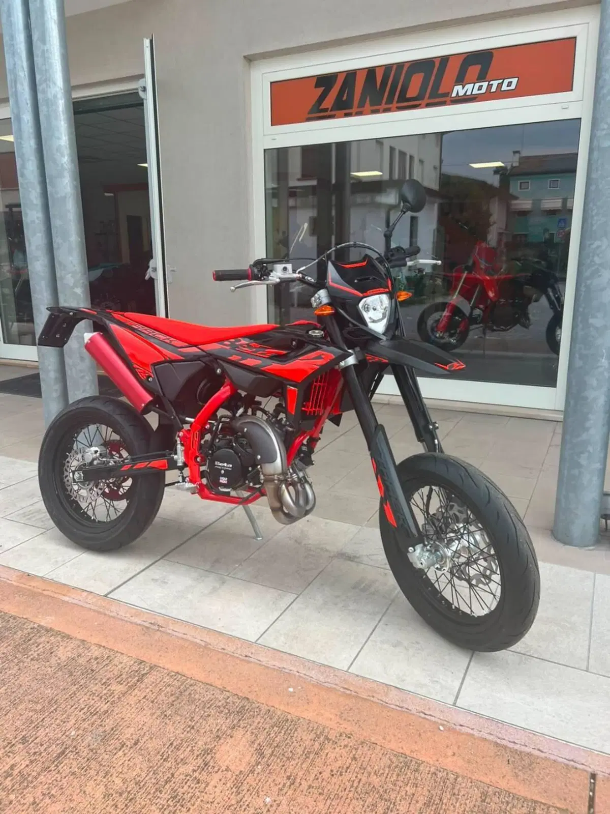 Betamotor RR 50 Motard Track (2021 - 26) (2)