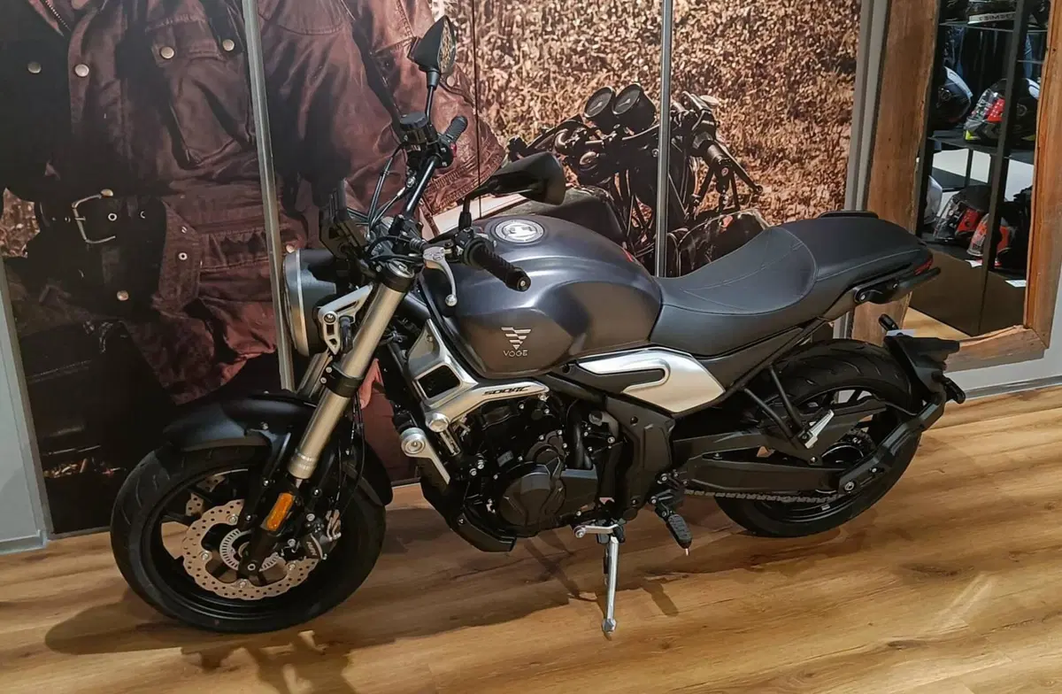 Voge Trofeo 500AC (2022 - 26) (3)
