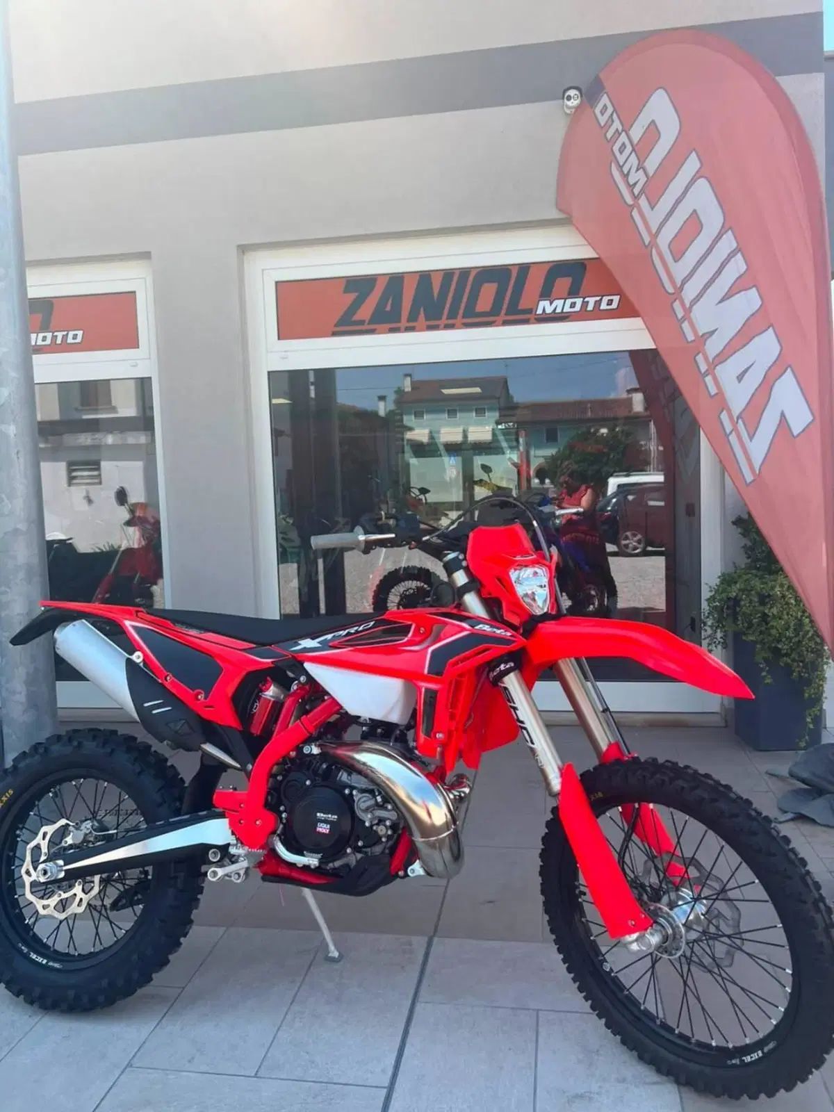 Betamotor RR X-PRO 300 2T Enduro (2027) (2)