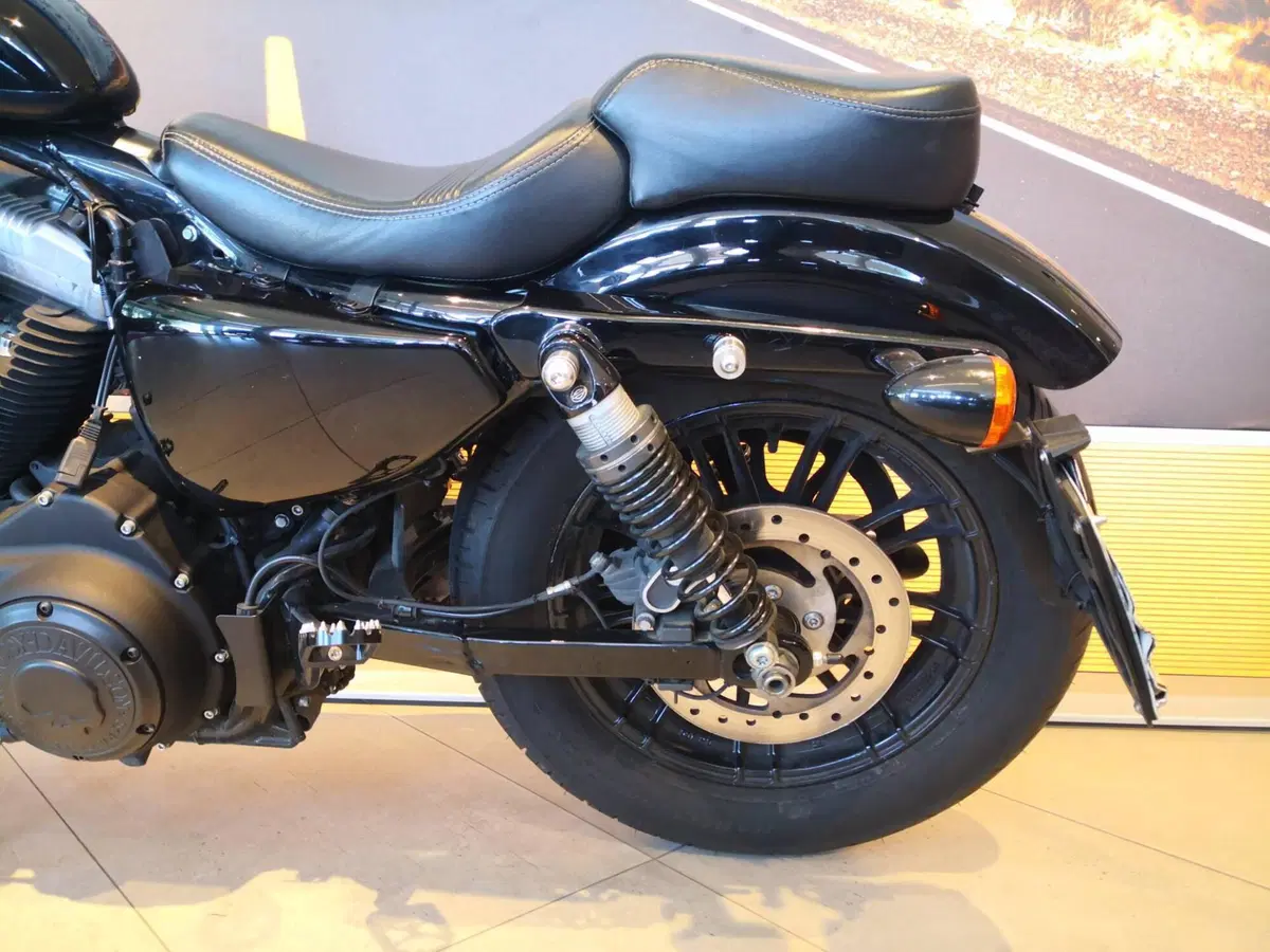 Harley-Davidson 1200 Forty-Eight (2016 - 20) (9)