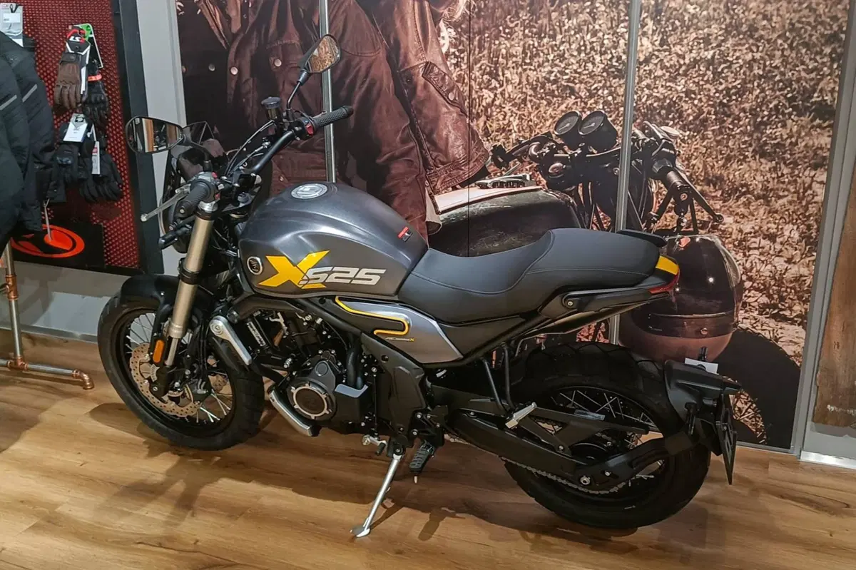 Voge Trofeo 525ACX Scrambler (2023 - 26) (5)