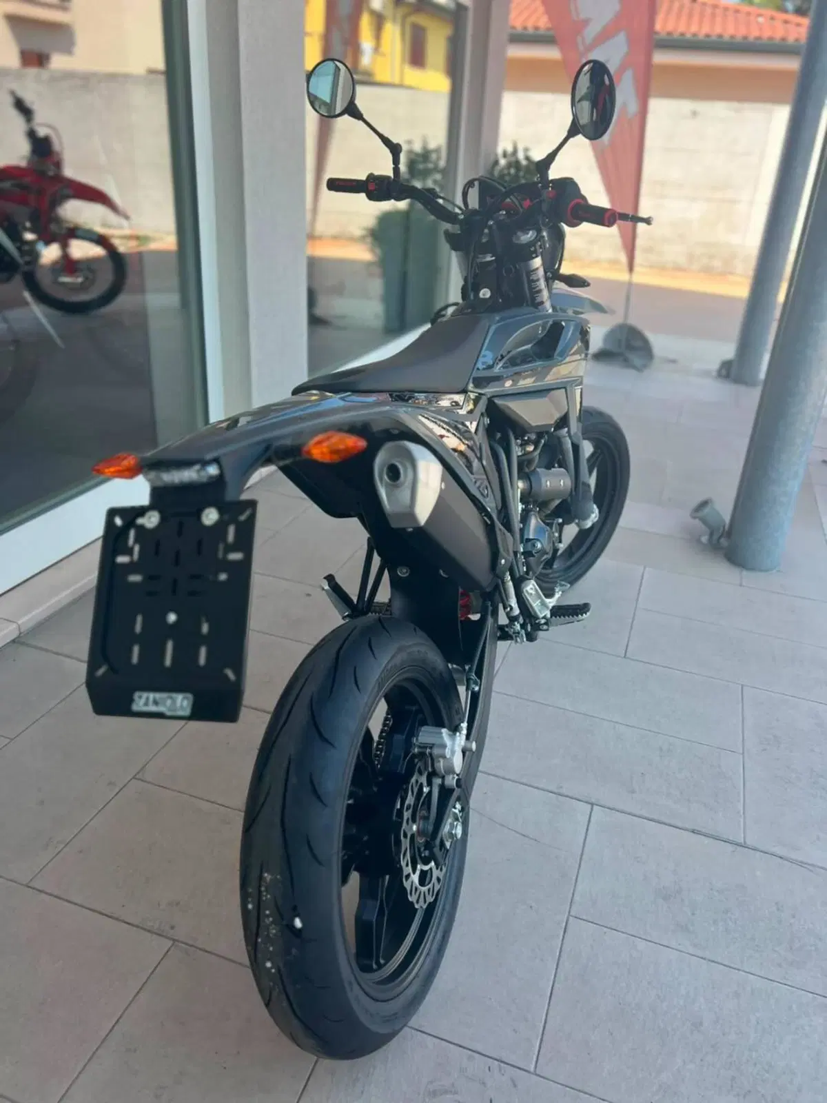 Betamotor RR 125 4T Motard T - X Special Edition (2025 - 26) (6)