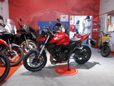 Honda CB 1000 Hornet (2025 - 26) usata