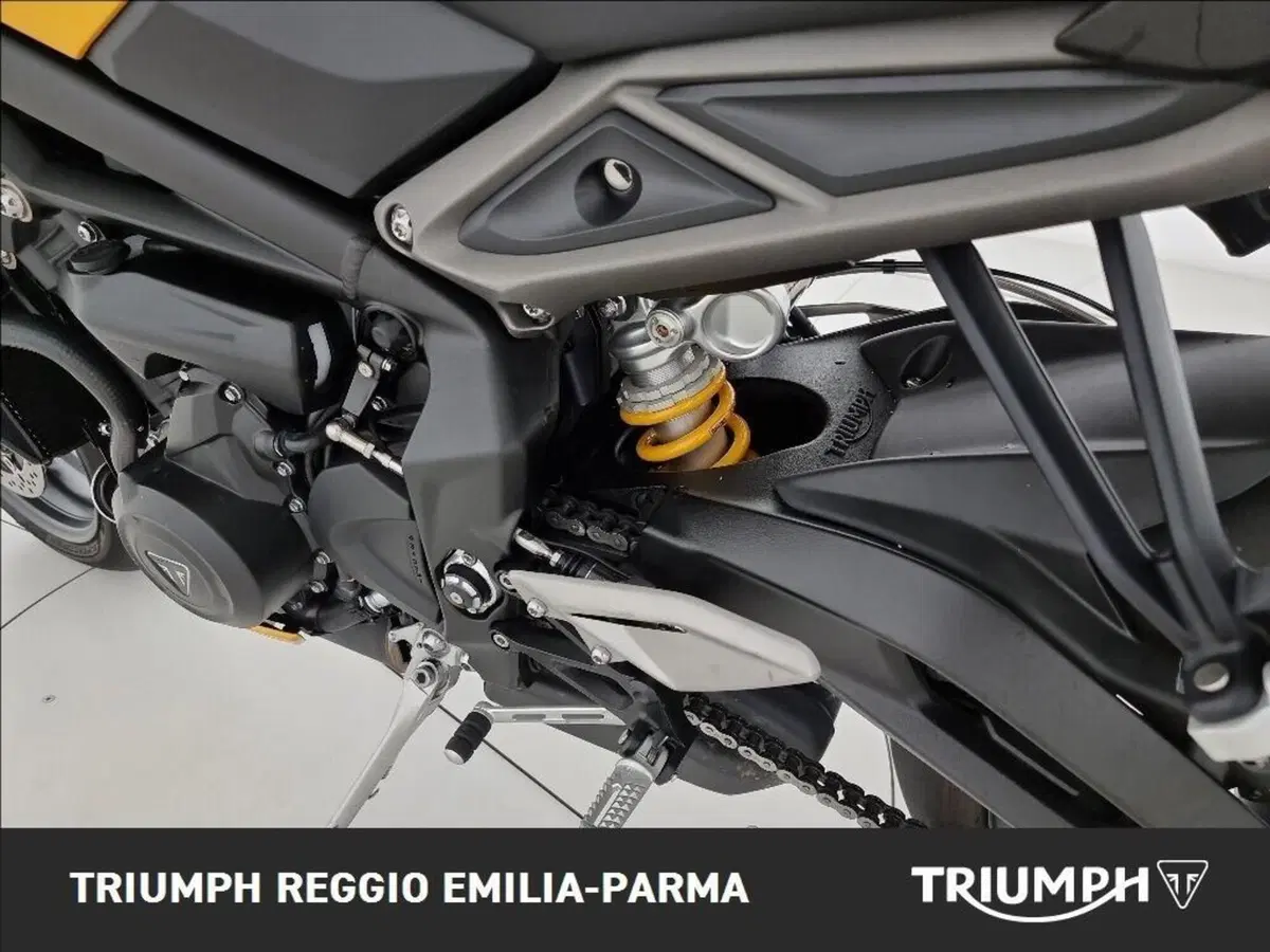 Triumph Street Triple 765 RS (2023 - 26) (16)