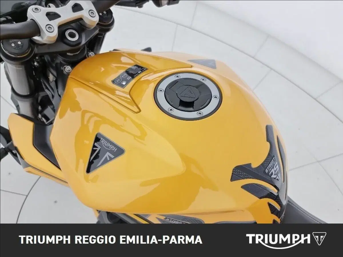 Triumph Street Triple 765 RS (2023 - 26) (12)