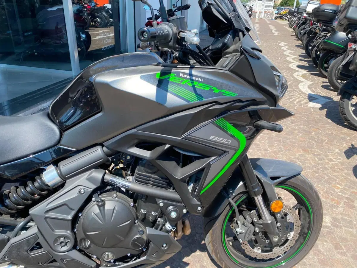 Kawasaki Versys 650 (2021 - 24) (7)