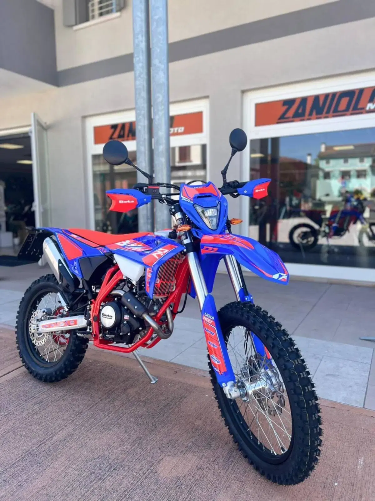 Betamotor RR 125 4T Enduro R (2024 - 26) (3)