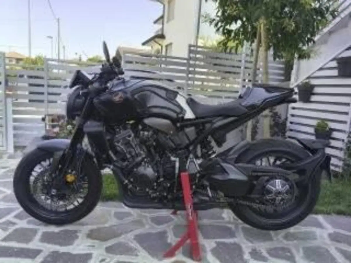 Honda CB 1000 R Black Edition (2021 - 25)