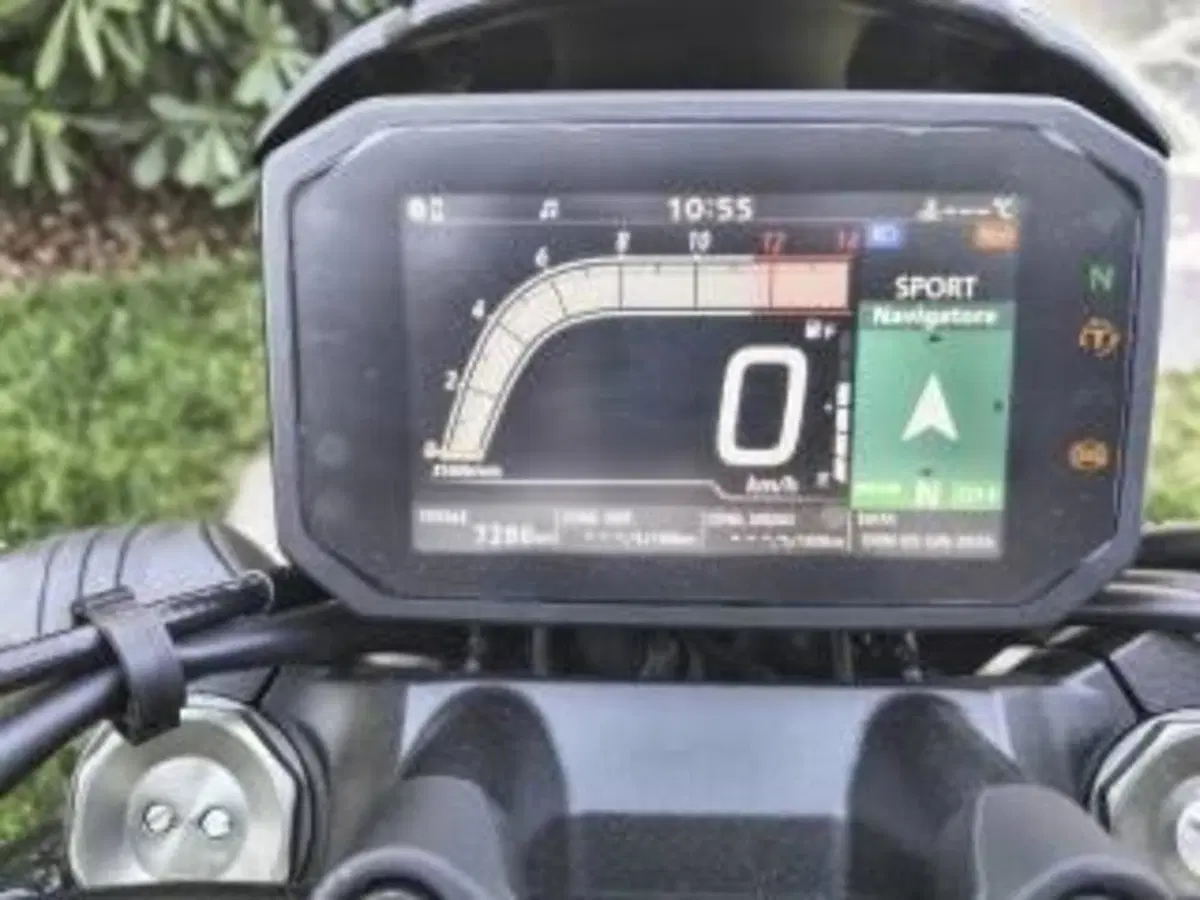 Honda CB 1000 R Black Edition (2021 - 25) (4)