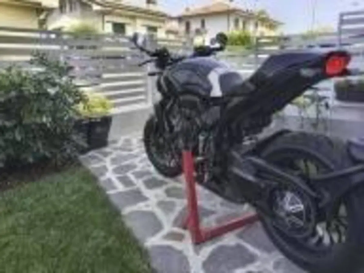 Honda CB 1000 R Black Edition (2021 - 25) (8)