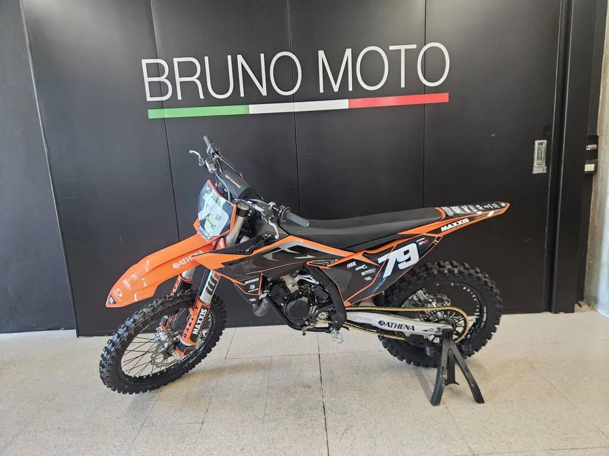KTM 150 SX (2025) (4)