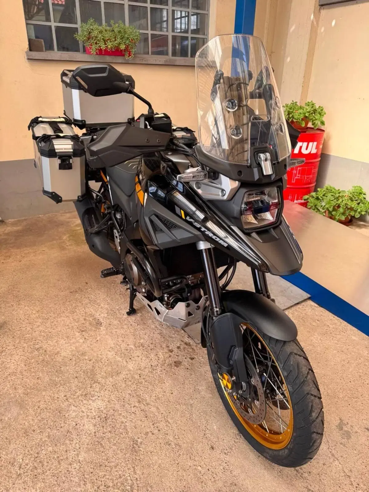 Suzuki V-Strom 1050XT Pro (2020 - 23) (4)