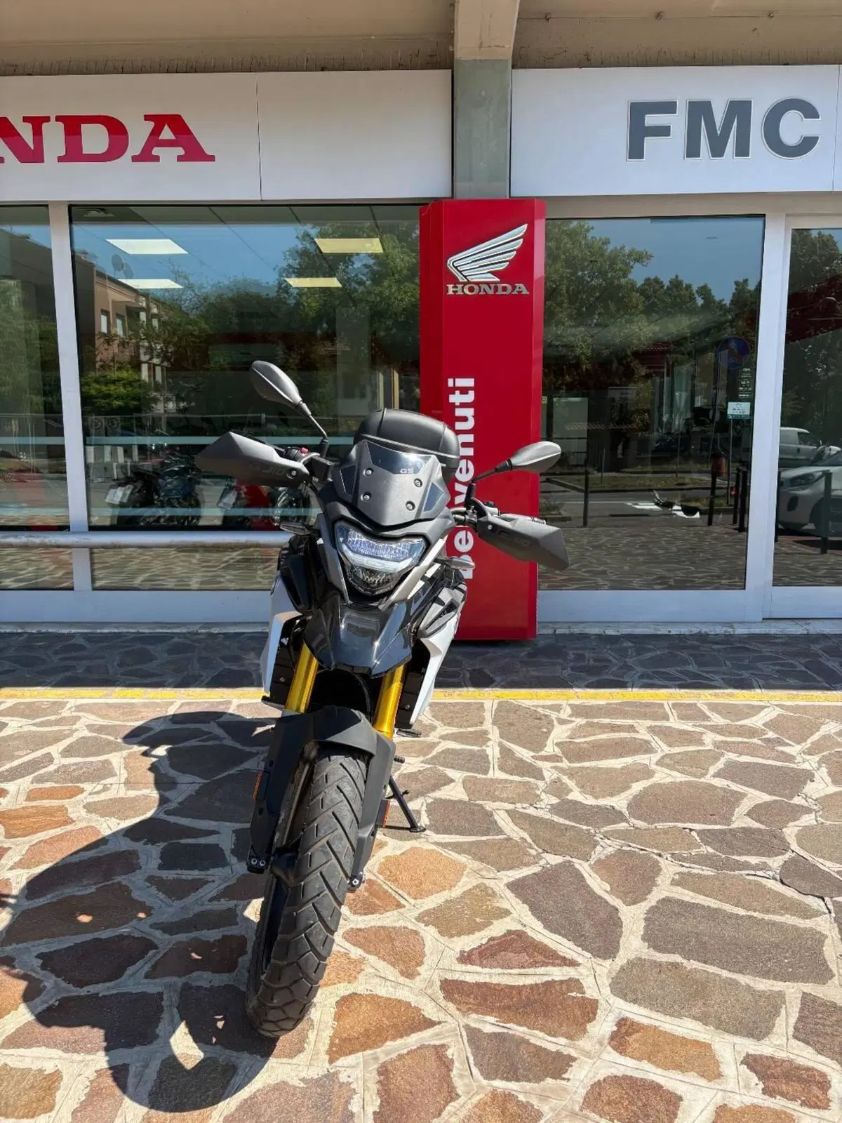 Bmw G 310 GS (2021 - 25) (3)