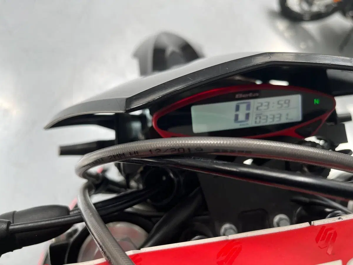 Betamotor RR 125 4T Enduro LC (2018 - 20) (11)
