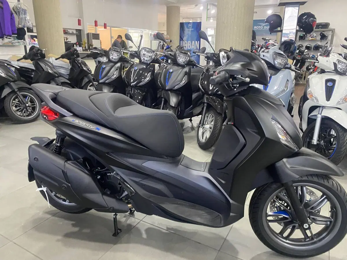 Piaggio Beverly 400 S (2025 - 26)