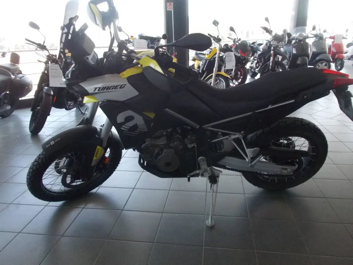 Aprilia Tuareg 660 (2022 - 24) (2)