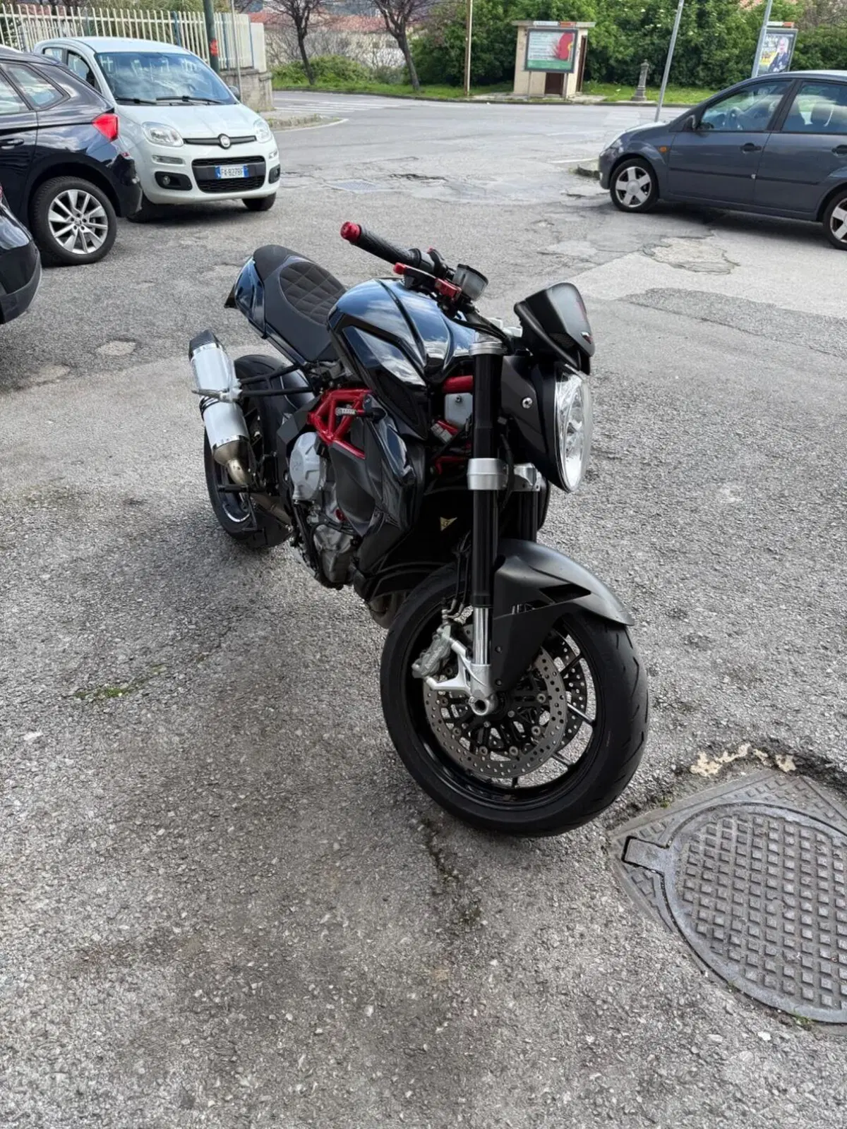 MV Agusta Brutale 800 EAS ABS (2016 - 19) (2)