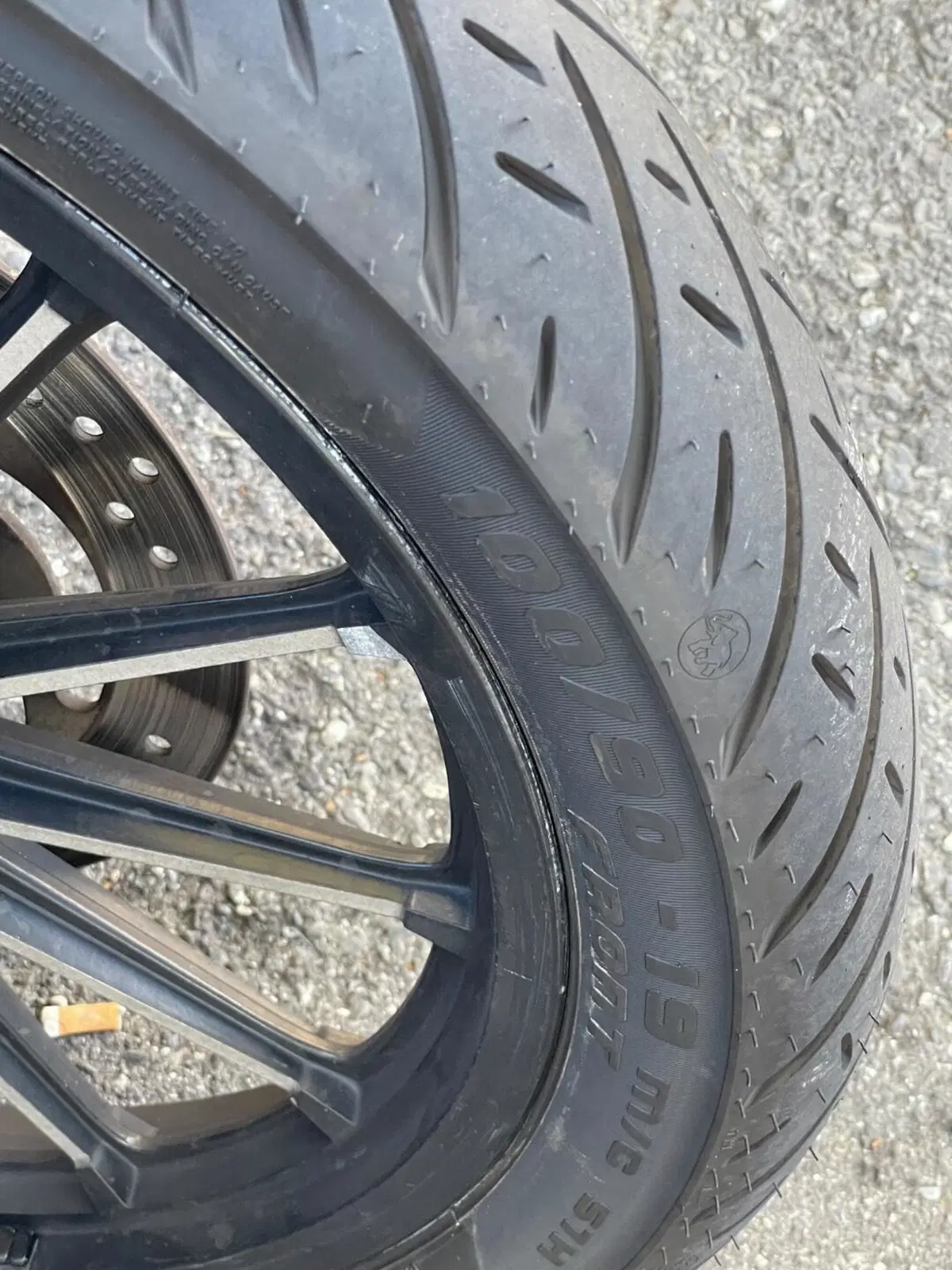 Harley-Davidson 883 Iron (2012 - 14) - XL 883N (4)