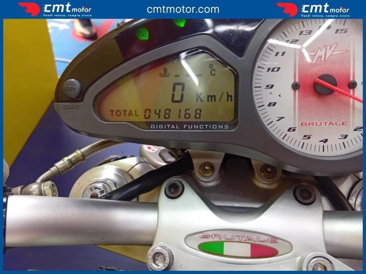 MV Agusta Brutale 910 R (2006 - 11) (5)
